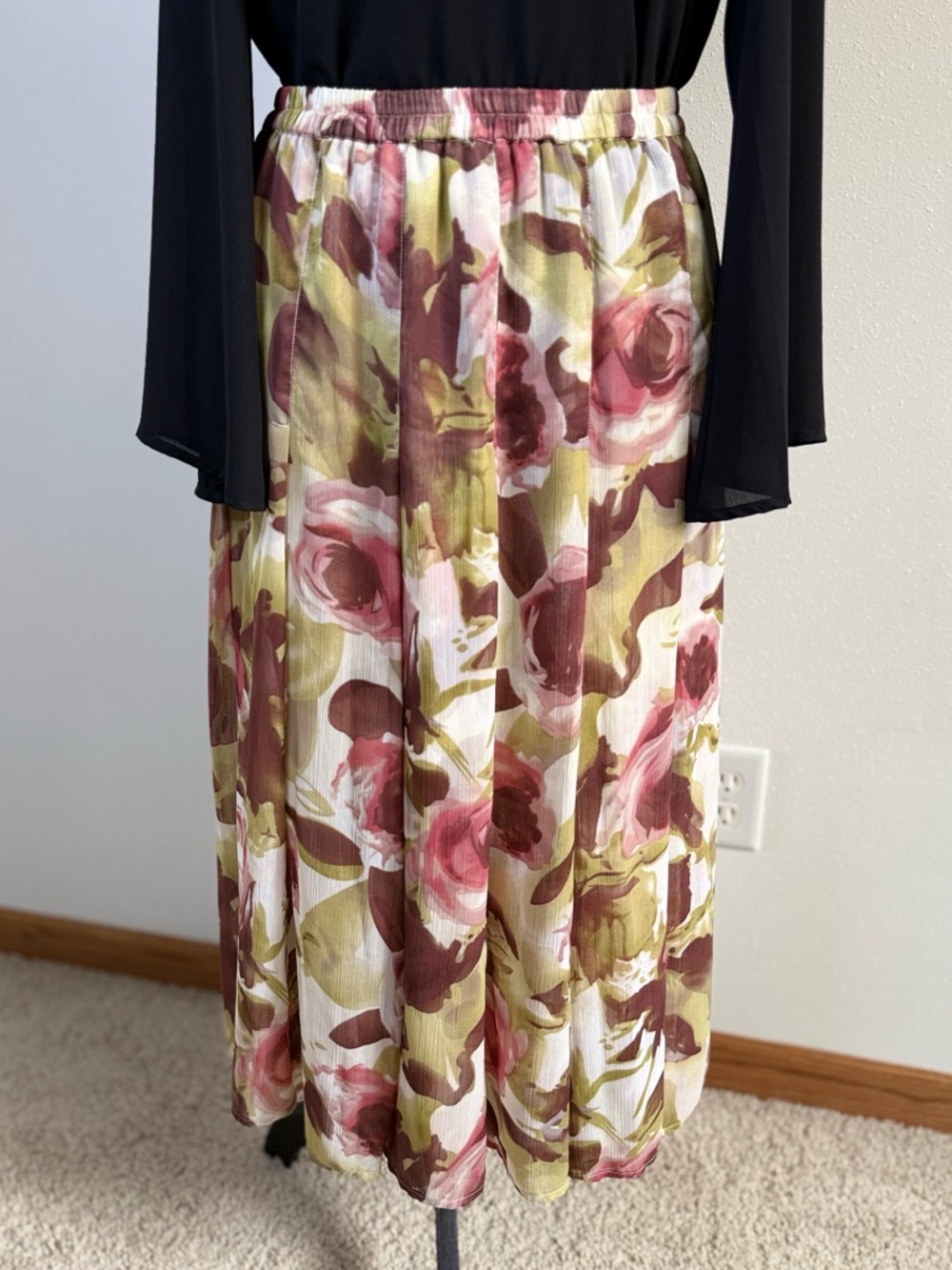 Krazy Kat Watercolor Floral Midi Skirt M Flowy Pleated Cottagecore